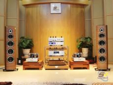 Phân biệt ổ cắm điện cao cấp và ổ thường cho dàn âm thanh